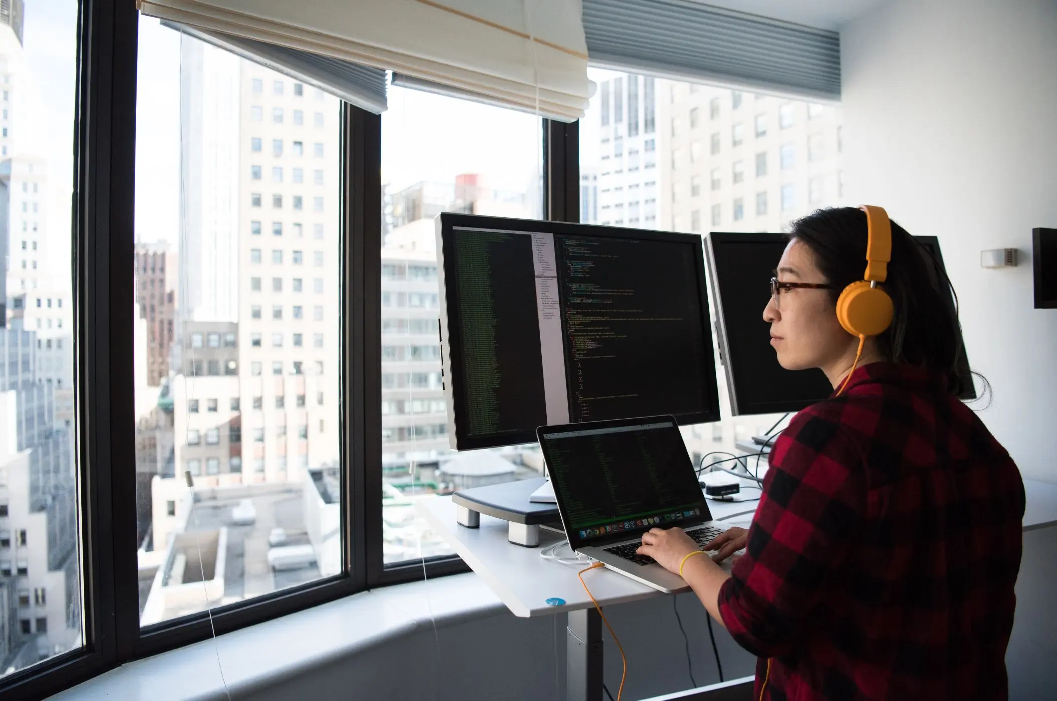 /images/Blog/navigating-the-landscape-of-affordable-web-development-services-in-2024.webp